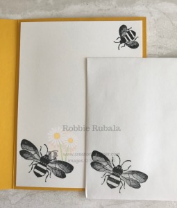 Aren't these bees very detailed? This stamp set makes a great Honey Bee Bundle Idea.