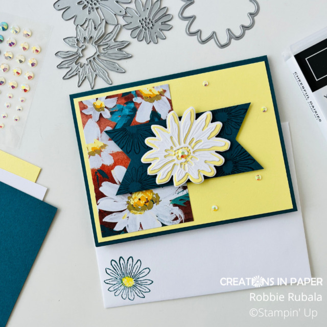 Take a look at this beautiful color combo used to create the Cheerful Daisy in Lemon Lolly.