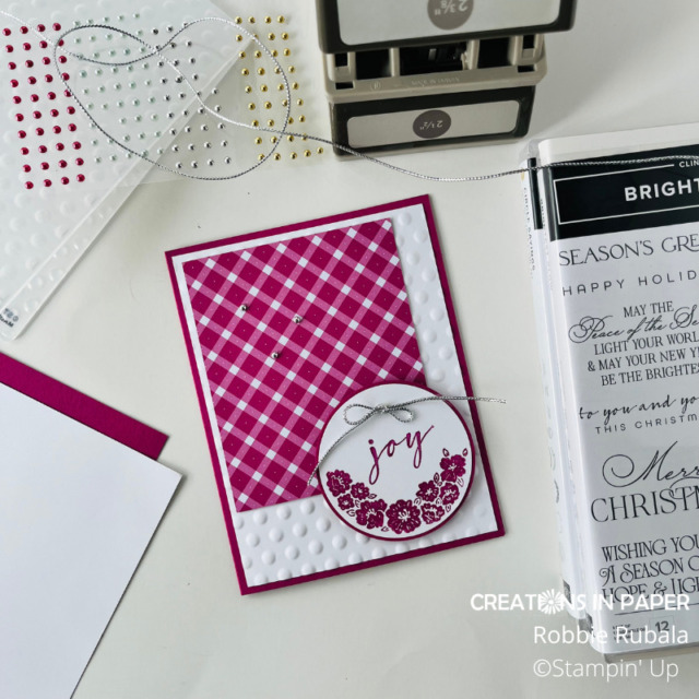 Look at this fun Christmas card.  The Gingham Christmas Idea is a simple card that you could mass produce and send to all the people on your list.