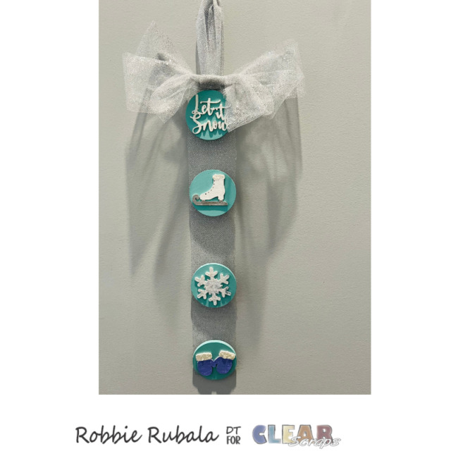 Clear Scraps Winter Wall Hanging